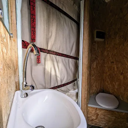 Yourte Atypique Avec Sauna Et Terrasse Privative - Fr-1-589-765 Hébergement de vacances *