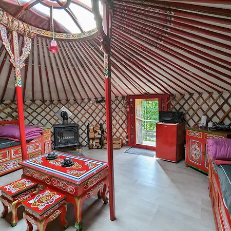 Yourte Atypique Avec Sauna Et Terrasse Privative - Fr-1-589-765 Holiday home Ferdrupt