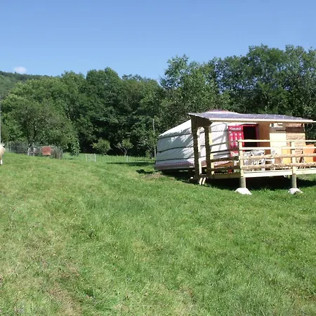 Holiday home Yourte Atypique Avec Sauna Et Terrasse Privative - Fr-1-589-765