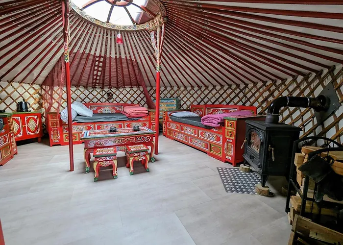 Yourte Atypique Avec Sauna Et Terrasse Privative - Fr-1-589-765 度假居 *